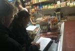 Несмотря на регулярные рейды продавцы в некоторых магазинах Петропавловска продолжают продавать алкогольные напитки подросткам