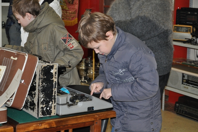 Четвероклассники СОШ № 31 Петропавловска побывали с экскурсией в Музее СССР Четвероклассники СОШ № 31 Петропавловска побывали с экскурсией в Музее СССР