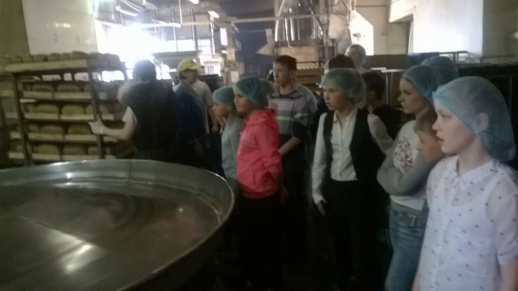 Депутат Городской Думы Петропавловска Саргис Сароян организовал для подростков экскурсию на хлебокомбинат Депутат Городской Думы Петропавловска Саргис Сароян организовал для подростков экскурсию на хлебокомбинат