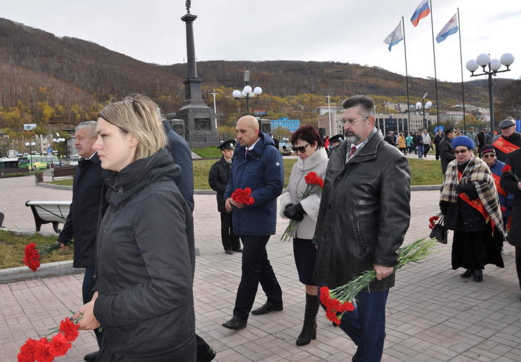 В Петропавловске почтили память моряков и рыбаков, погибших в море