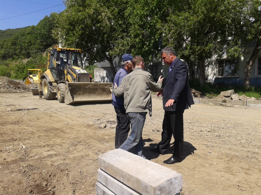 Депутаты Городской Думы Петропавловска Александр Долгунков и Алексей Березенко провели встречи с жителями первого избирательного округа Депутаты Городской Думы Петропавловска Александр Долгунков и Алексей Березенко провели встречи с жителями первого избирательного округа