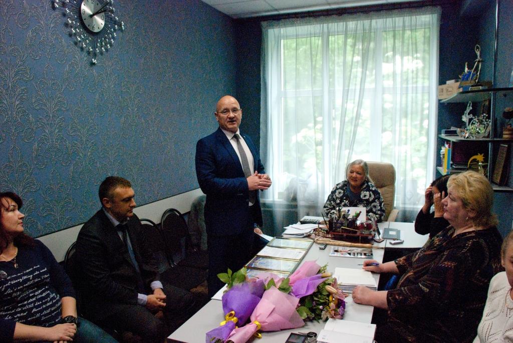 Глава городского округа поблагодарил работников Центра культуры и досуга «Сероглазка»