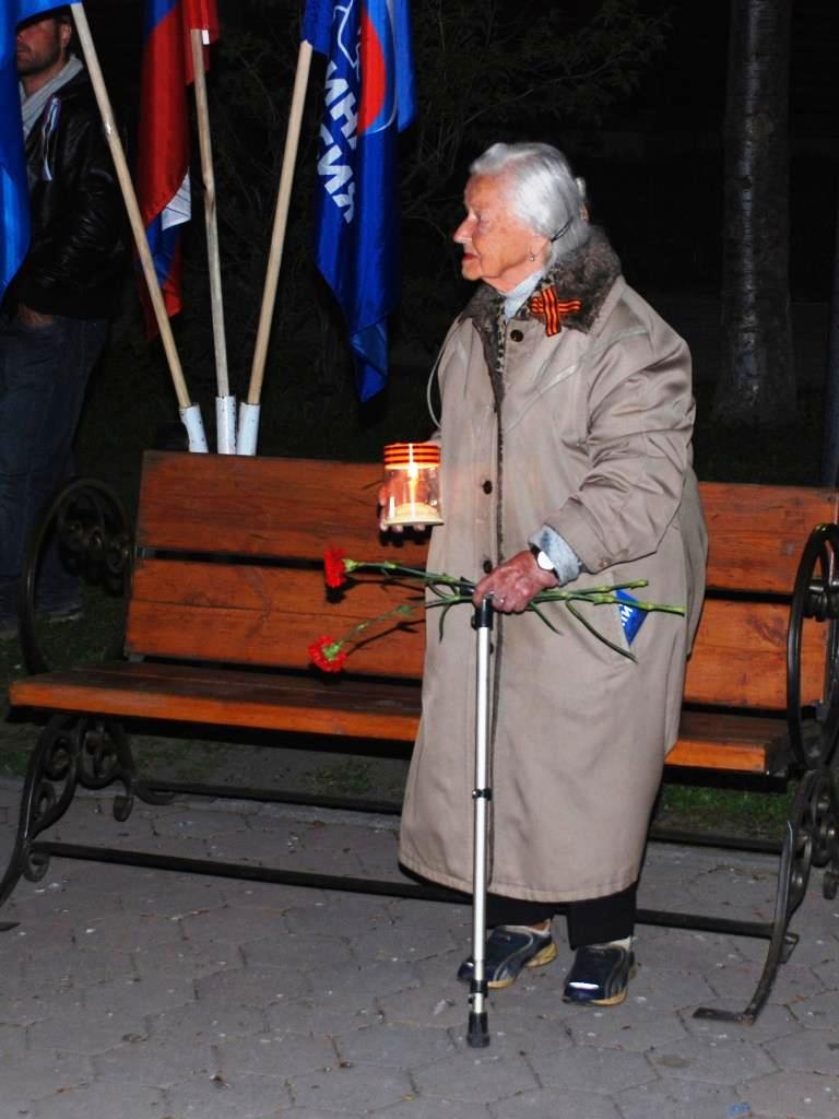Свечи в память о погибших в годы Великой Отечественной войны зажгли в Петропавловске