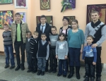 Воспитанники  детского дома №2 побывали на выставке декоративно-прикладного искусства «Этот красочный мир»