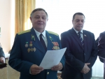 Ветеранов пограничной службы с Днем пограничника поздравил Сергей Мечетин и вручил им заслуженные награды