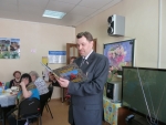Владимир Агеев поздравил прекрасную половину активистов клубов «Лебедушка» и «Учитель» с Международным женским днем